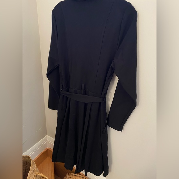 Luxurious Satin Collar Midi Tuxedo Dress Size 12 - Picture 6 of 11